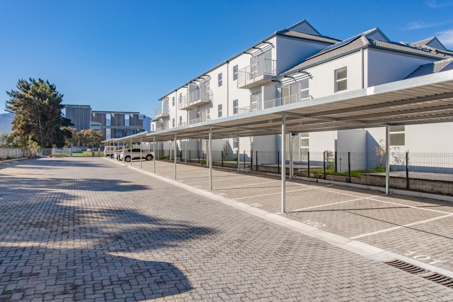 To Let 2 Bedroom Property for Rent in Honeydew Country Estate Western Cape
